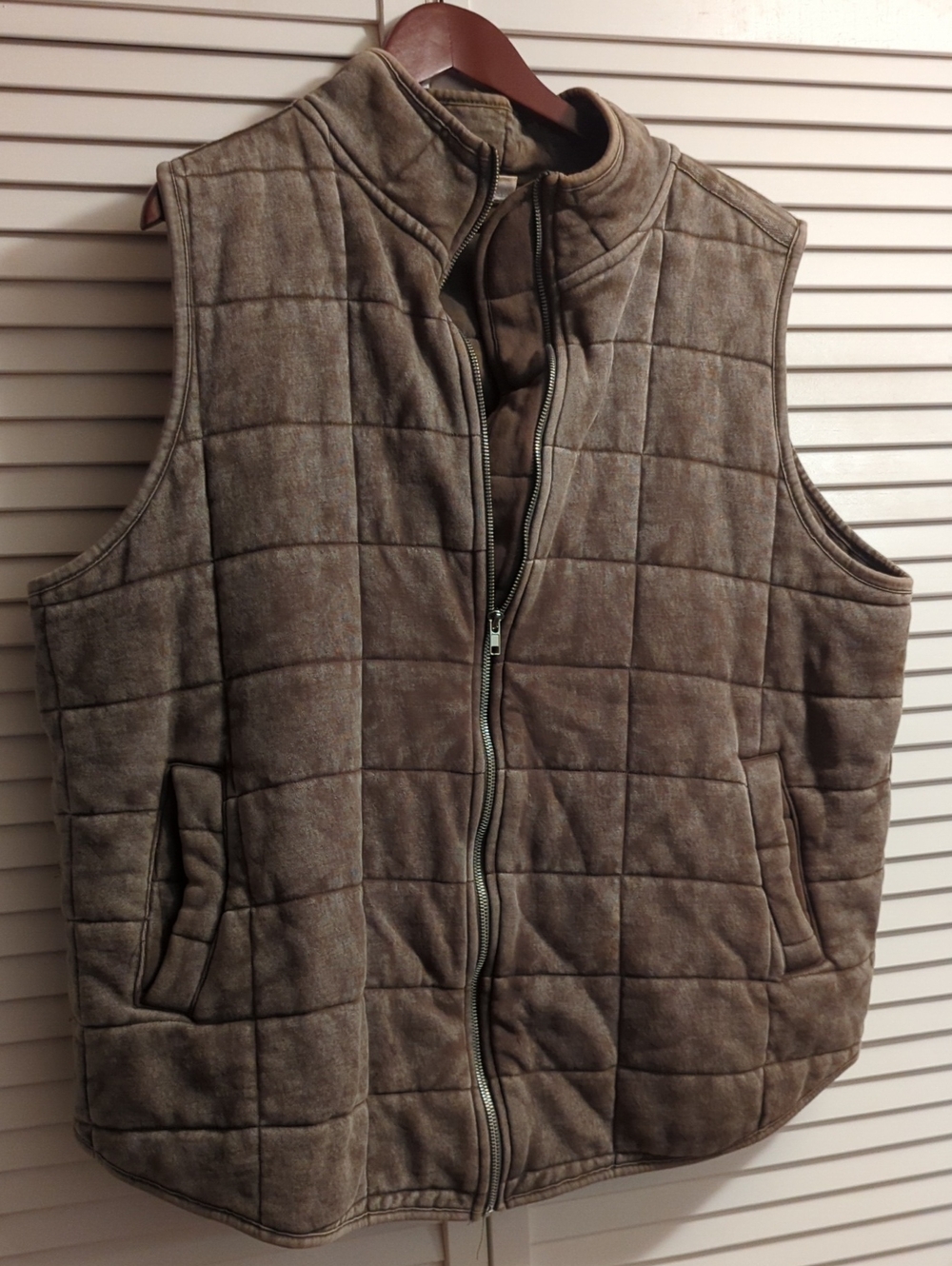 Westbound Quilted Vest in Taupe